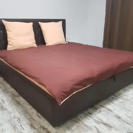 Silver Star Apartment 40M Użhorod Zewnętrze zdjęcie